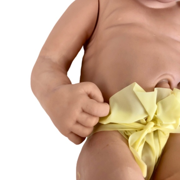 New Lifelike Preemie Doll 13 inches Long Vinyl - Picture 7 of 10